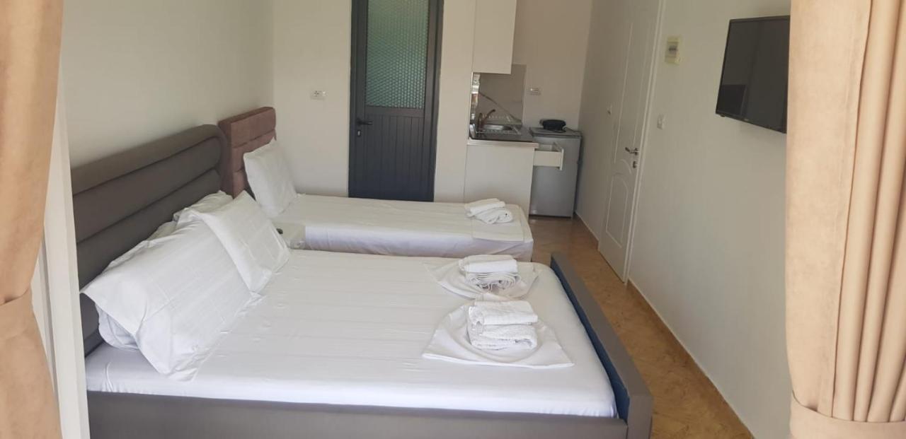 Apartments Villa Dovinefa クサミル エクステリア 写真
