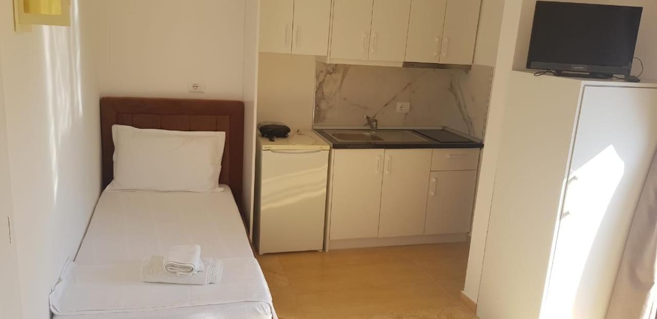 Apartments Villa Dovinefa クサミル エクステリア 写真