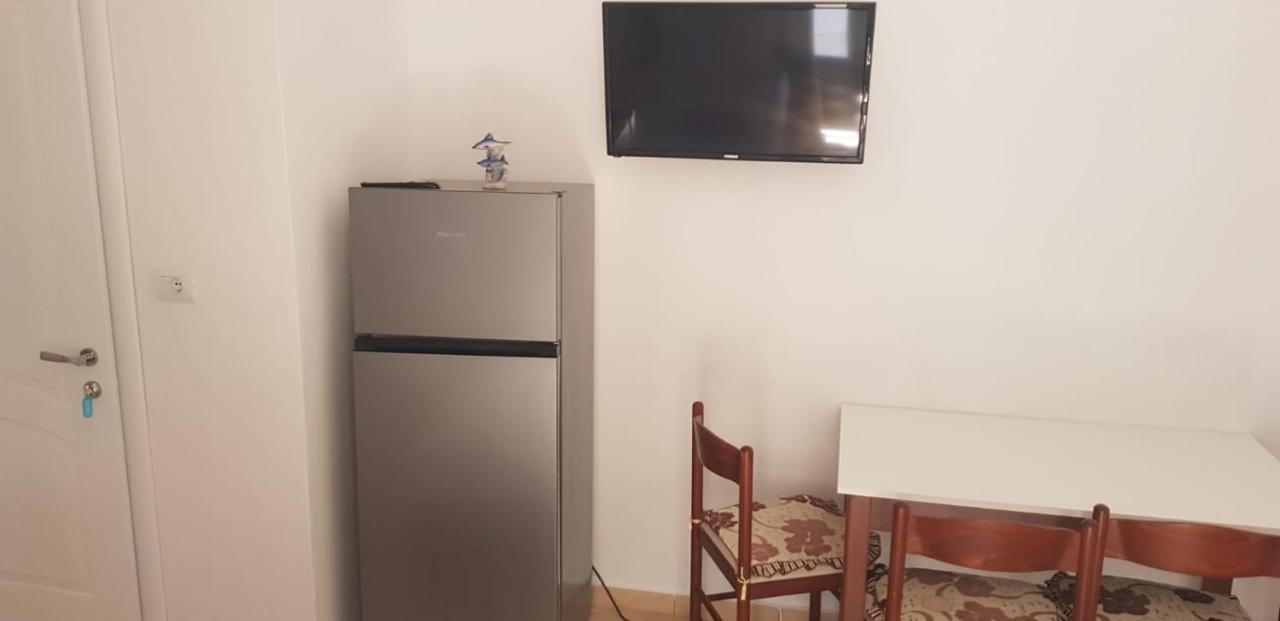 Apartments Villa Dovinefa クサミル エクステリア 写真